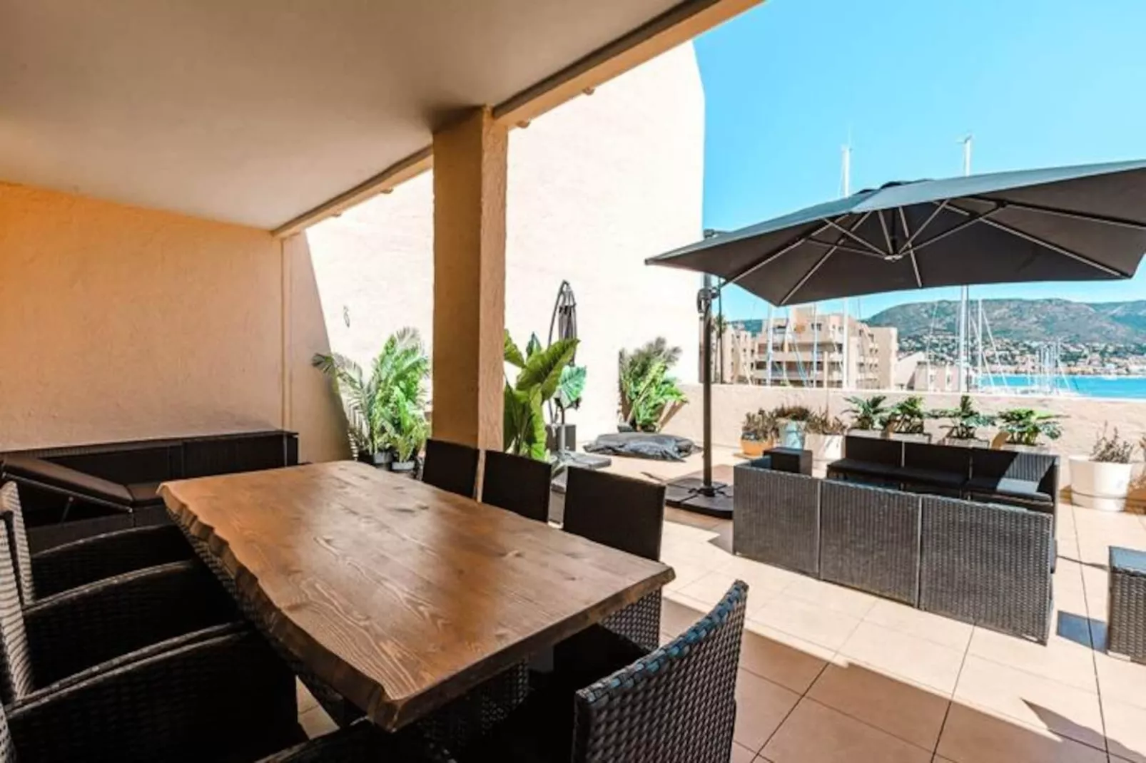 Résidence Superbe Appartement Sur Le Port De La Favi&egrave;re-Niet-getagd