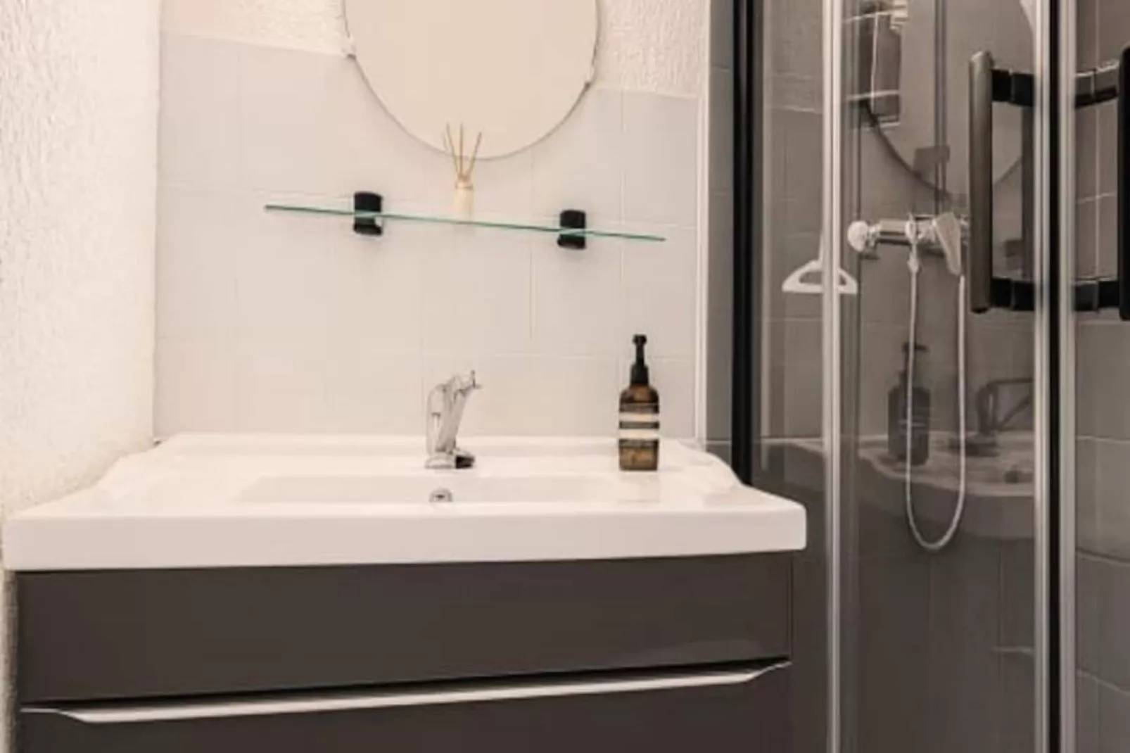 La Parenth&egrave;se - Proche De La Mer Et Centre Ville-Niet-getagd