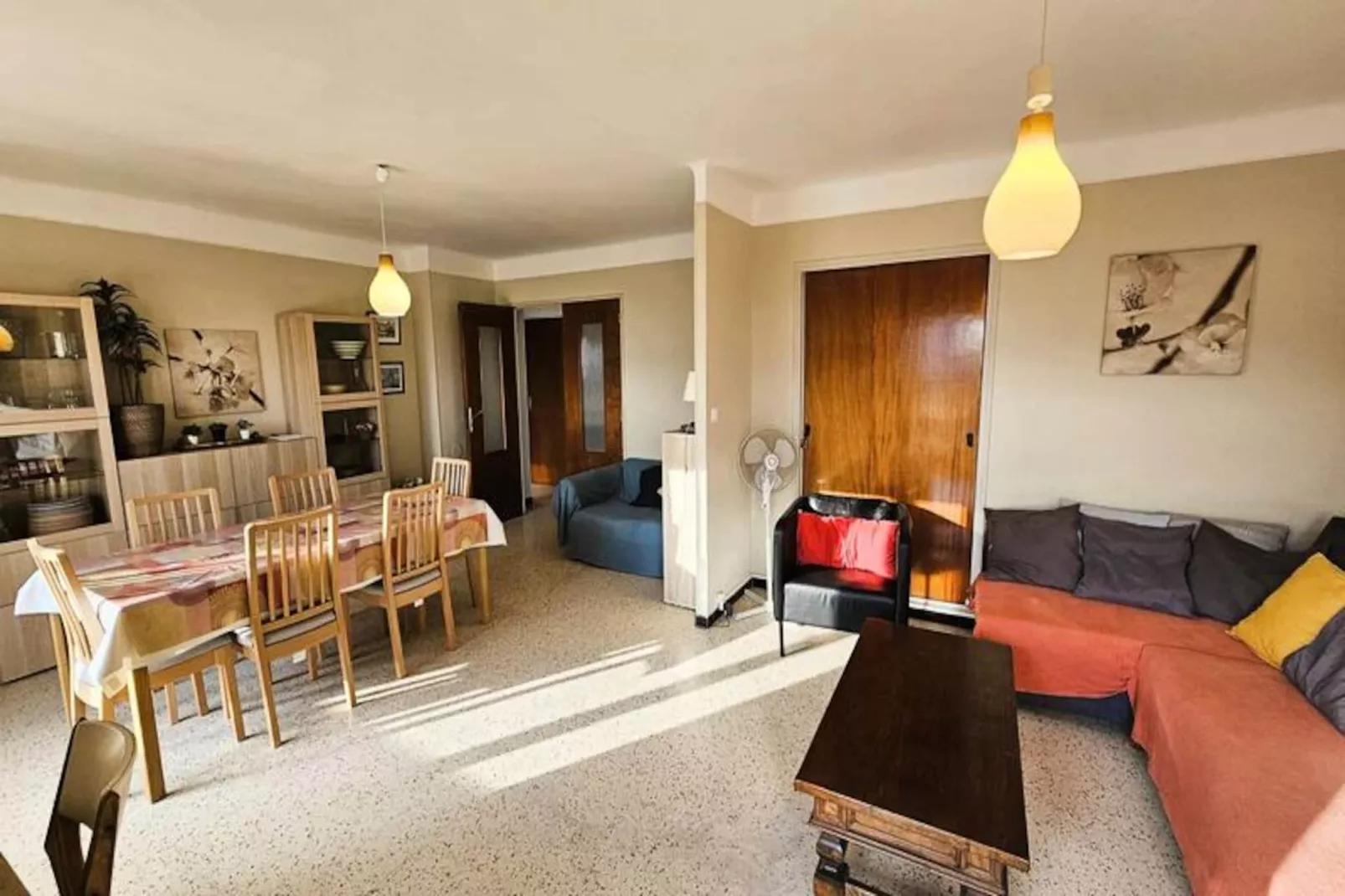 Résidence Le Cardinal-Niet-getagd