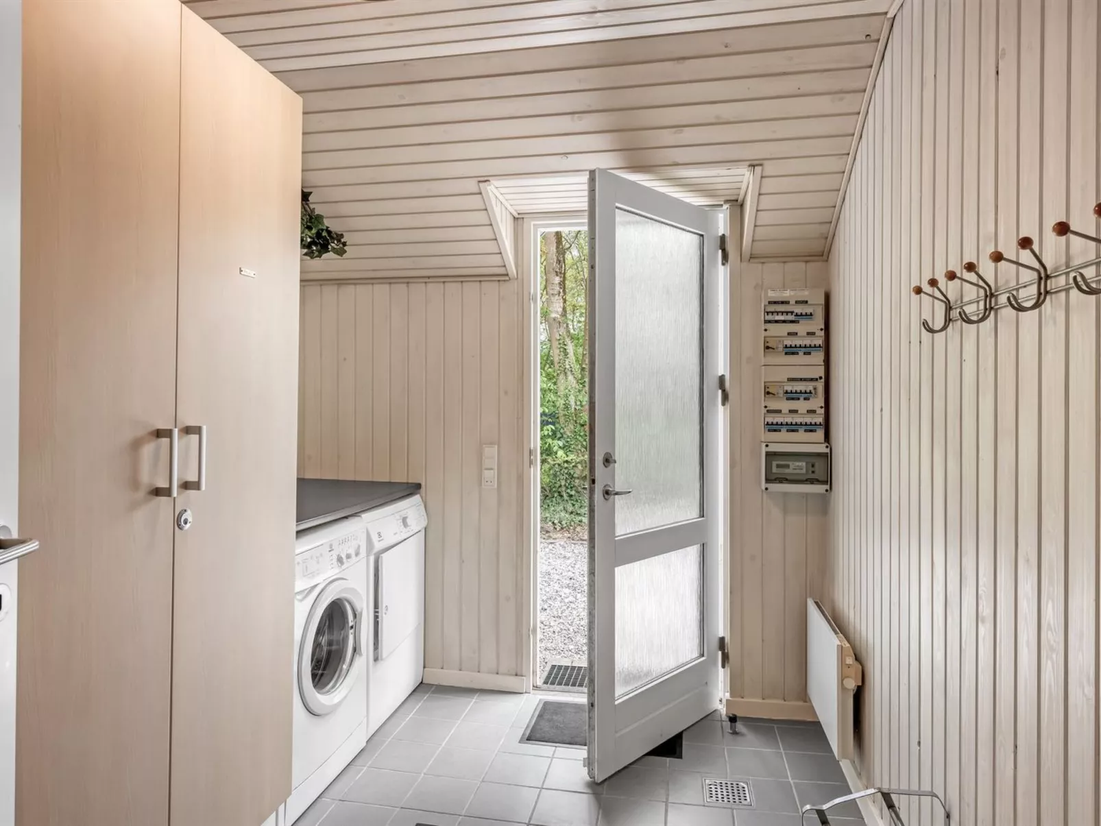 "Akule" - 10km from the sea-Binnen