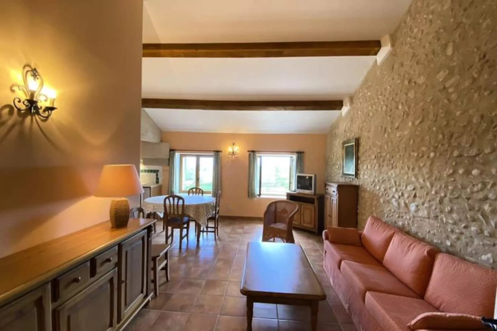 04b8 : Beau T3 Au Coeur Des Lavandes - Piscine-Niet-getagd