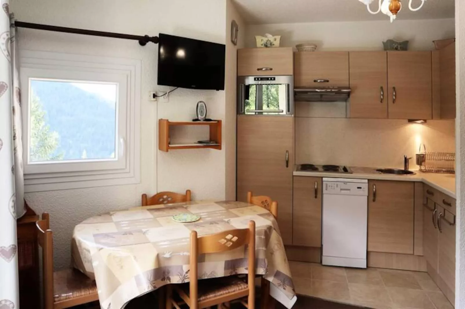 Résidence Balcon Orres-Niet-getagd