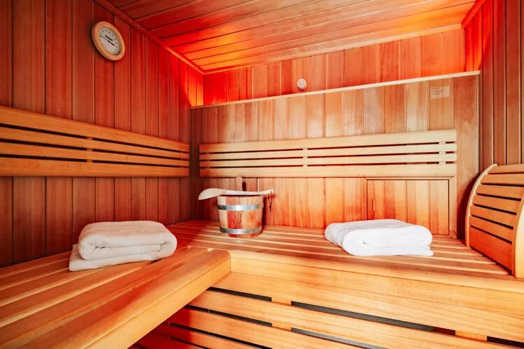 Premium Lodge Plus 4 Erw 2 Kinder-Sauna