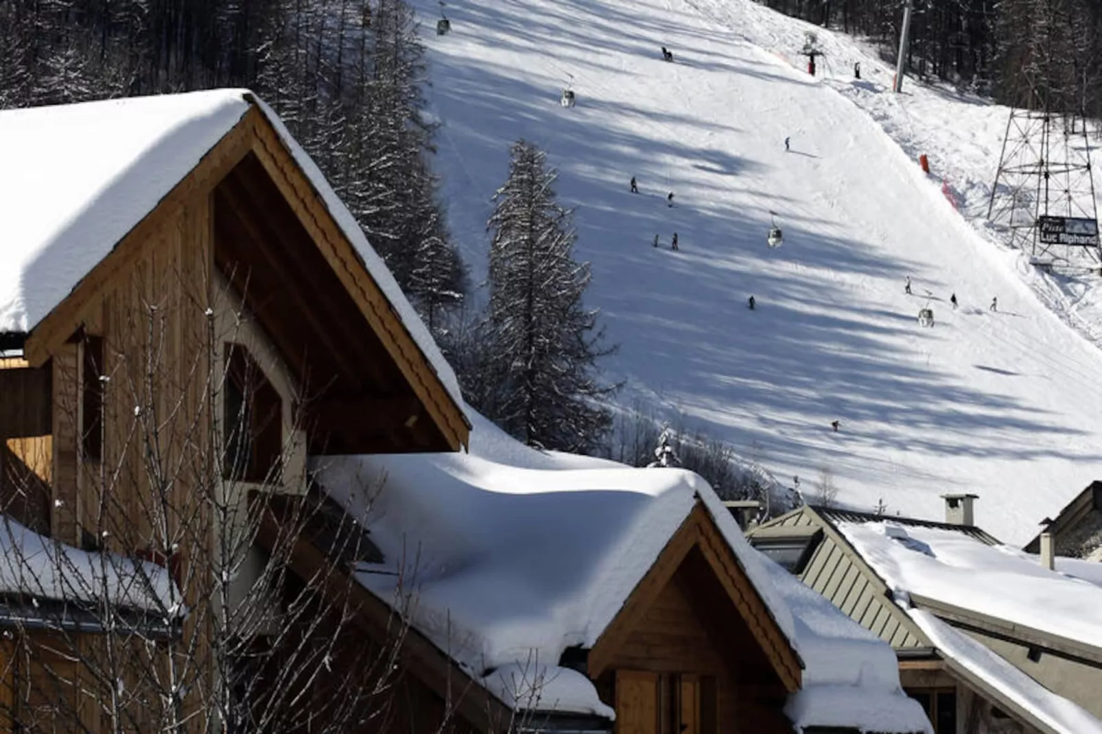 Résidence Eterlou-Niet-getagd