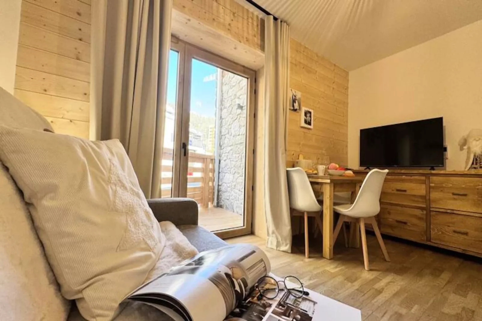 Résidence Le Living Stone B - Niet-getagd