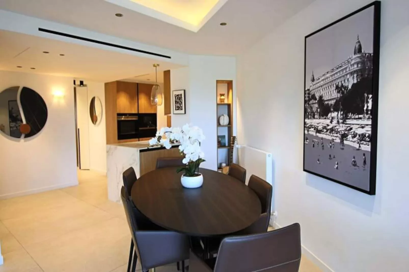 Résidence Appartement 3 Chambres En Suite De 105 M2 Sur Bld Croisette-Niet-getagd