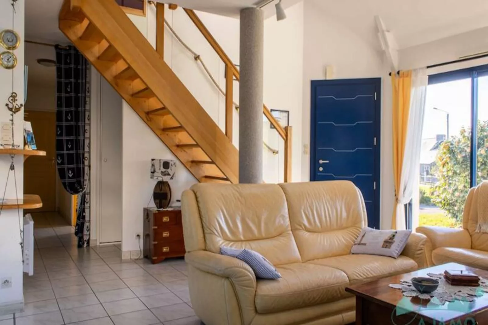 Résidence 305-frehel-Niet-getagd