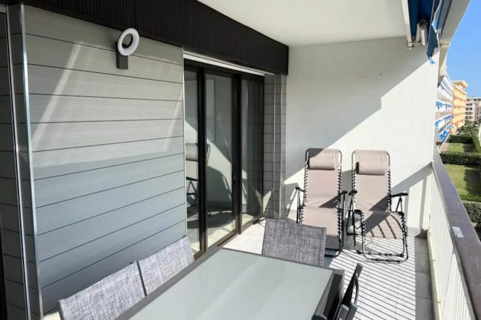 Résidence Le Mistral  Appartement Standing Avec Vue Mer Exceptionnelle En 1&egrave;re Ligne-Niet-getagd