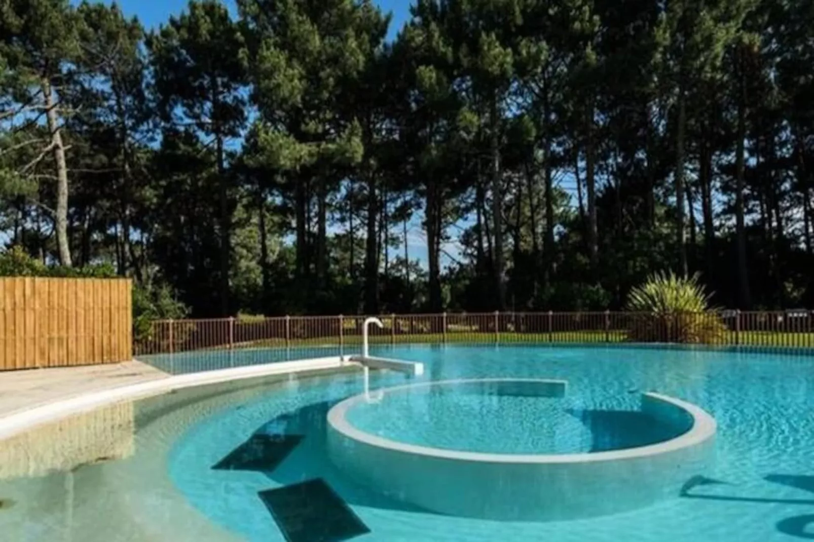 Résidence Lacanau Les Pins-Niet-getagd