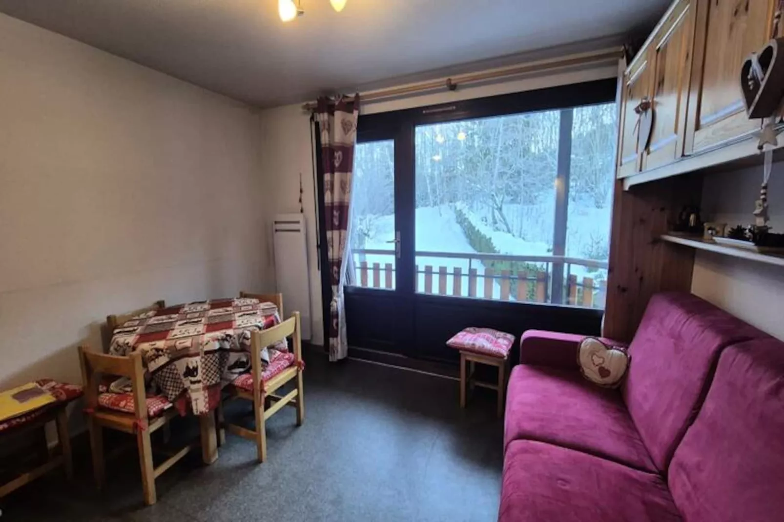 Appartement 4 Personnes Avec Piscine, Centre De La Station Feclaz-Niet-getagd