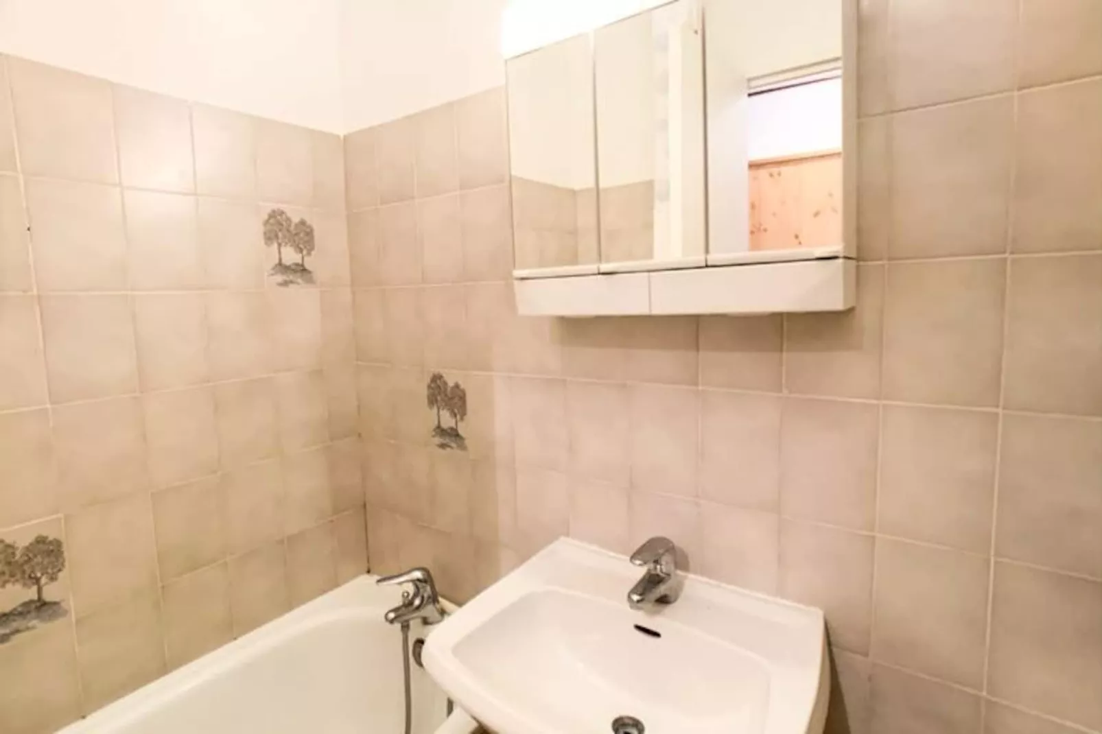 Résidence Moutieres B1-Niet-getagd