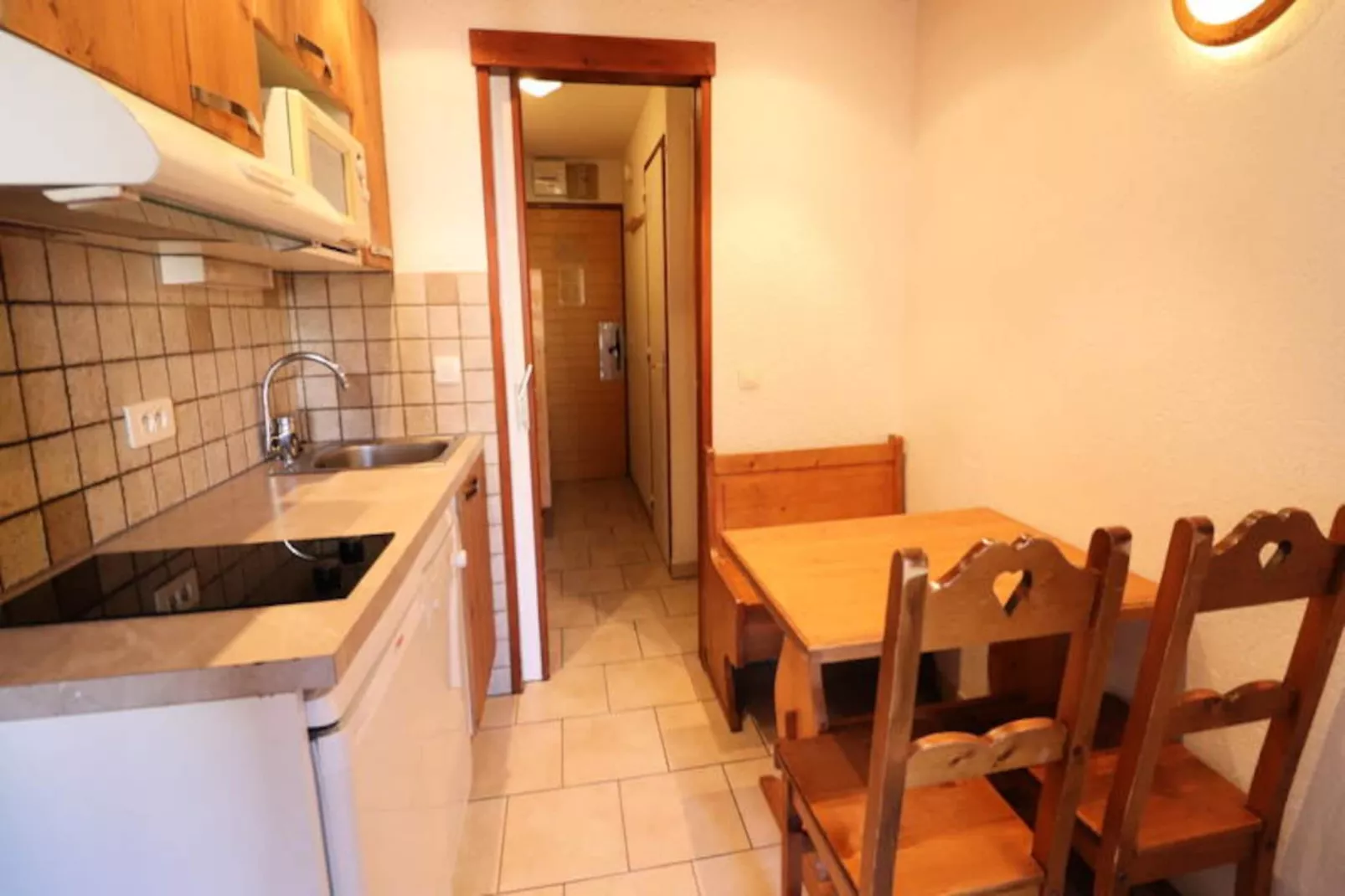 Chalet Club Iv - Blanchot-Niet-getagd