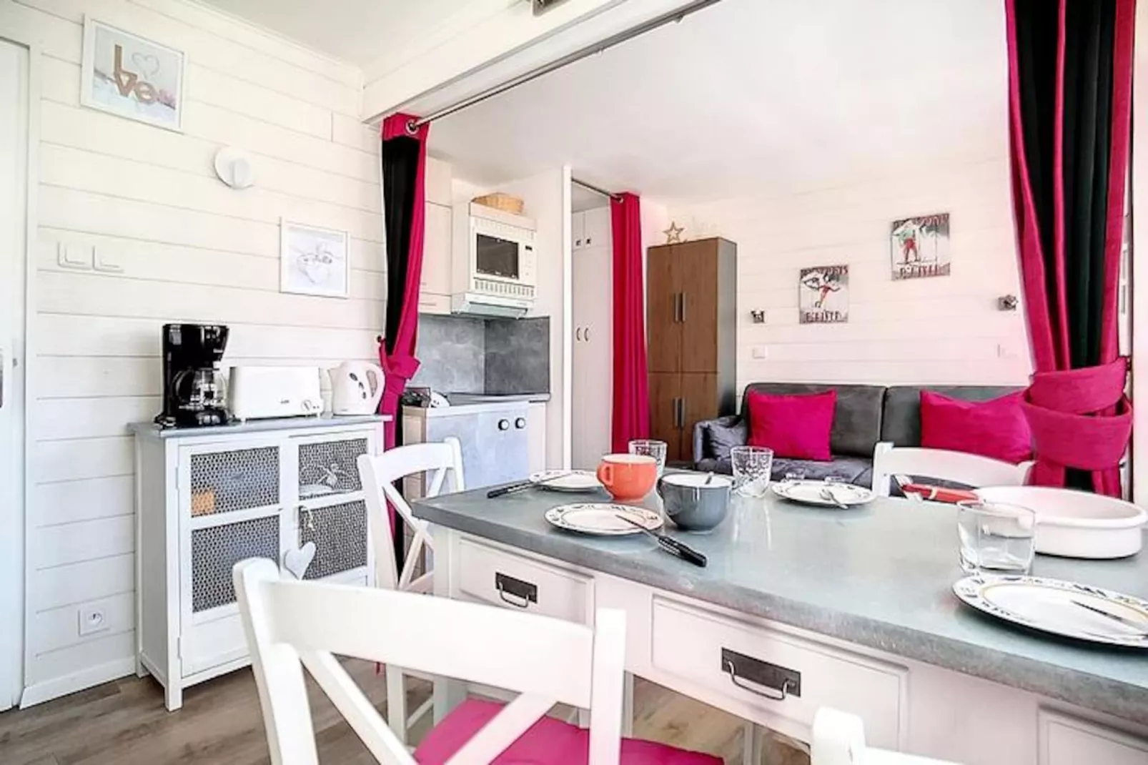 Résidence Les Lauzes-Niet-getagd