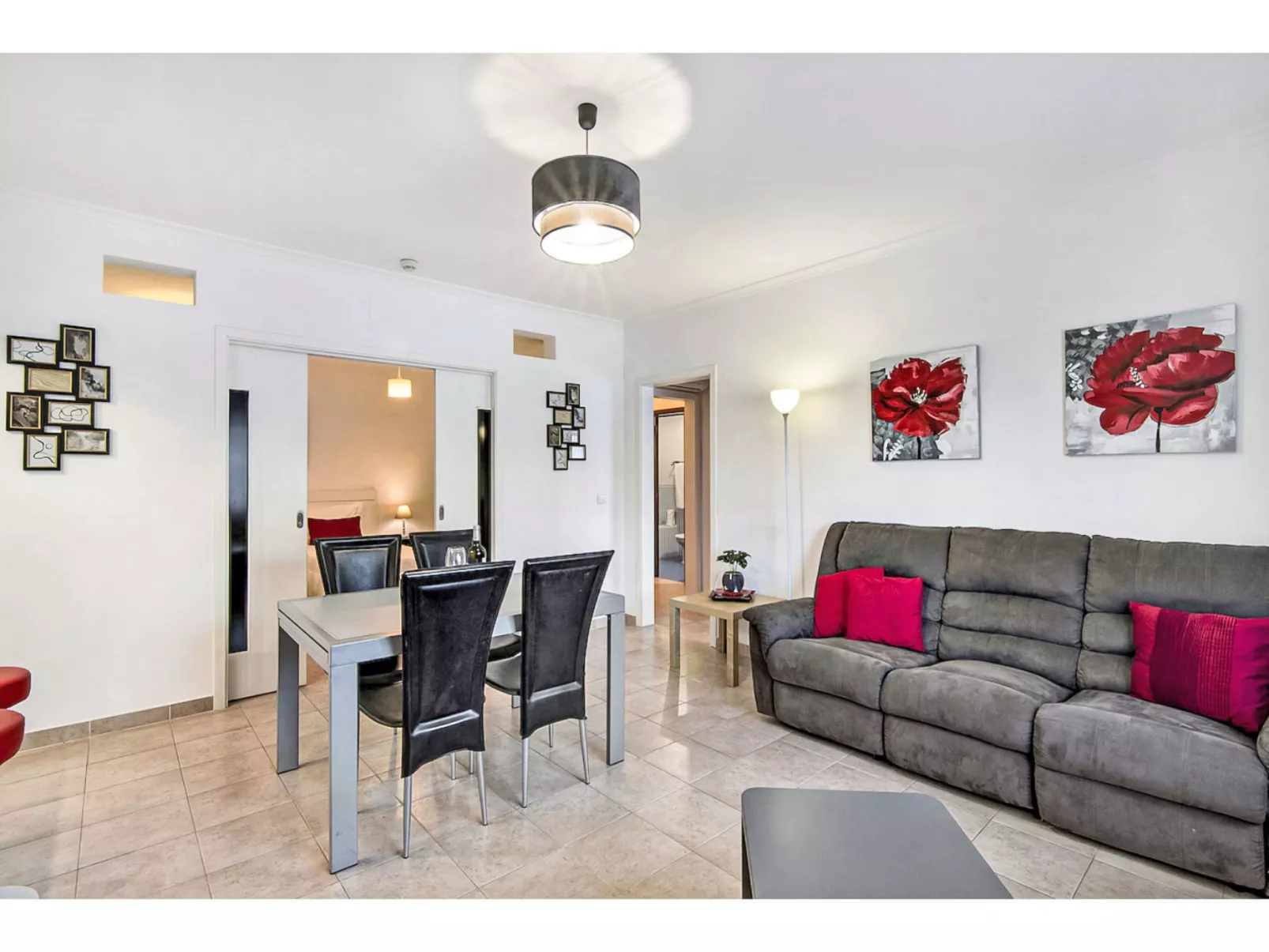 Manelito House - Sunny Way-Binnen