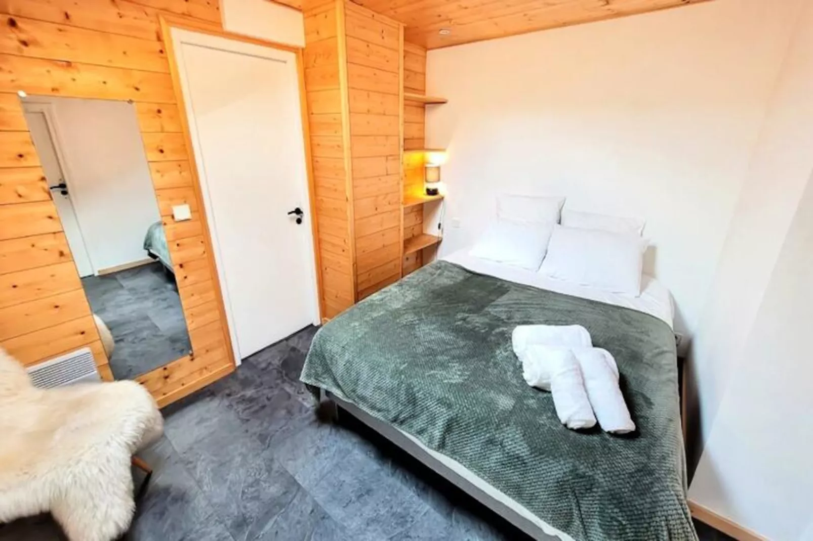 Résidence Le Shangri La-Niet-getagd