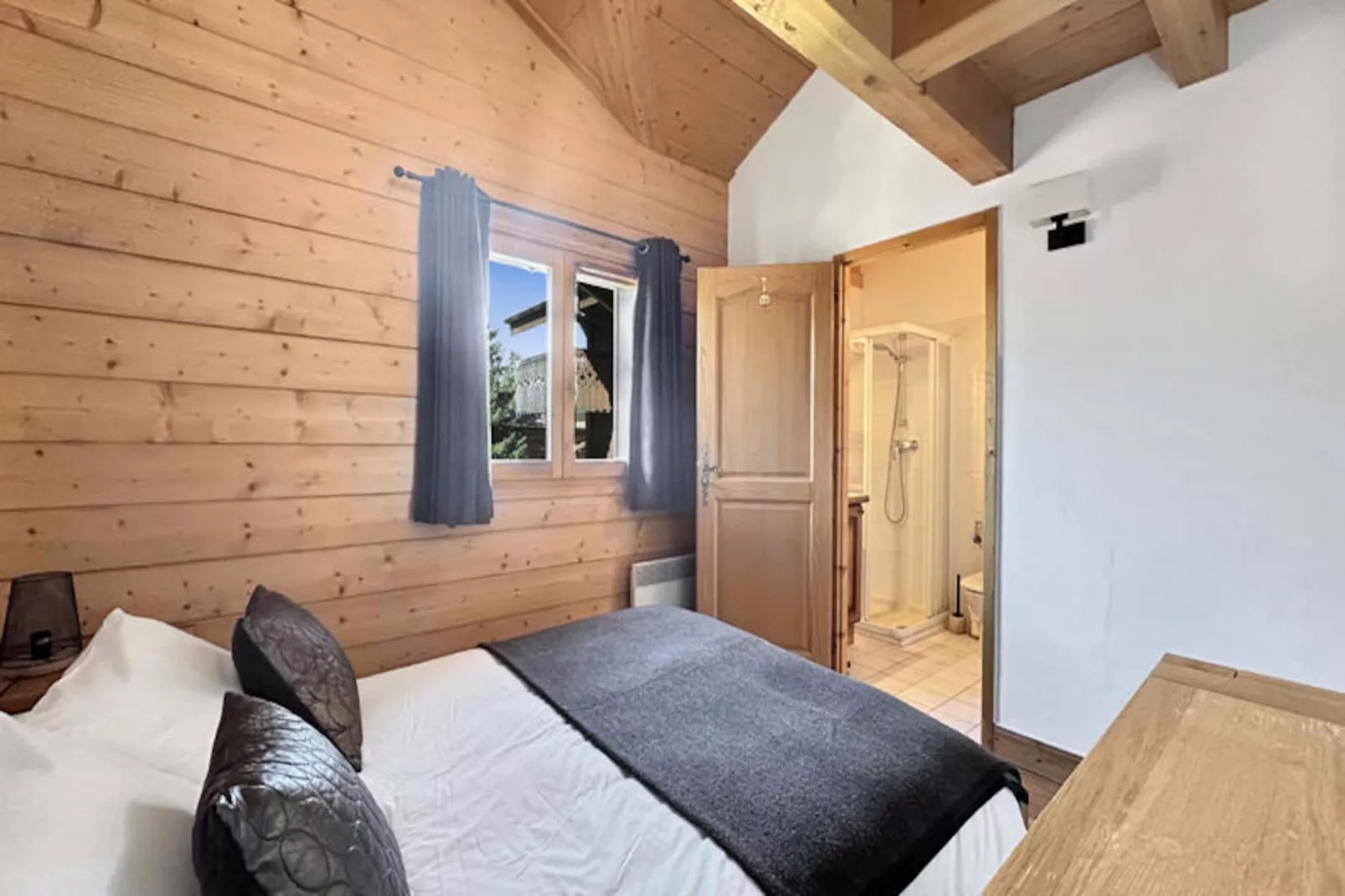 Appartements à Les Carroz-d'Arâches-Niet-getagd