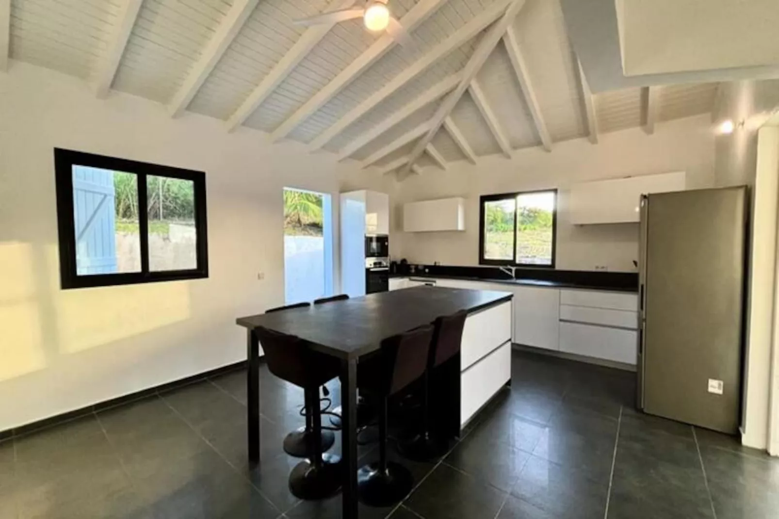 Villa Mai Tai-Niet-getagd