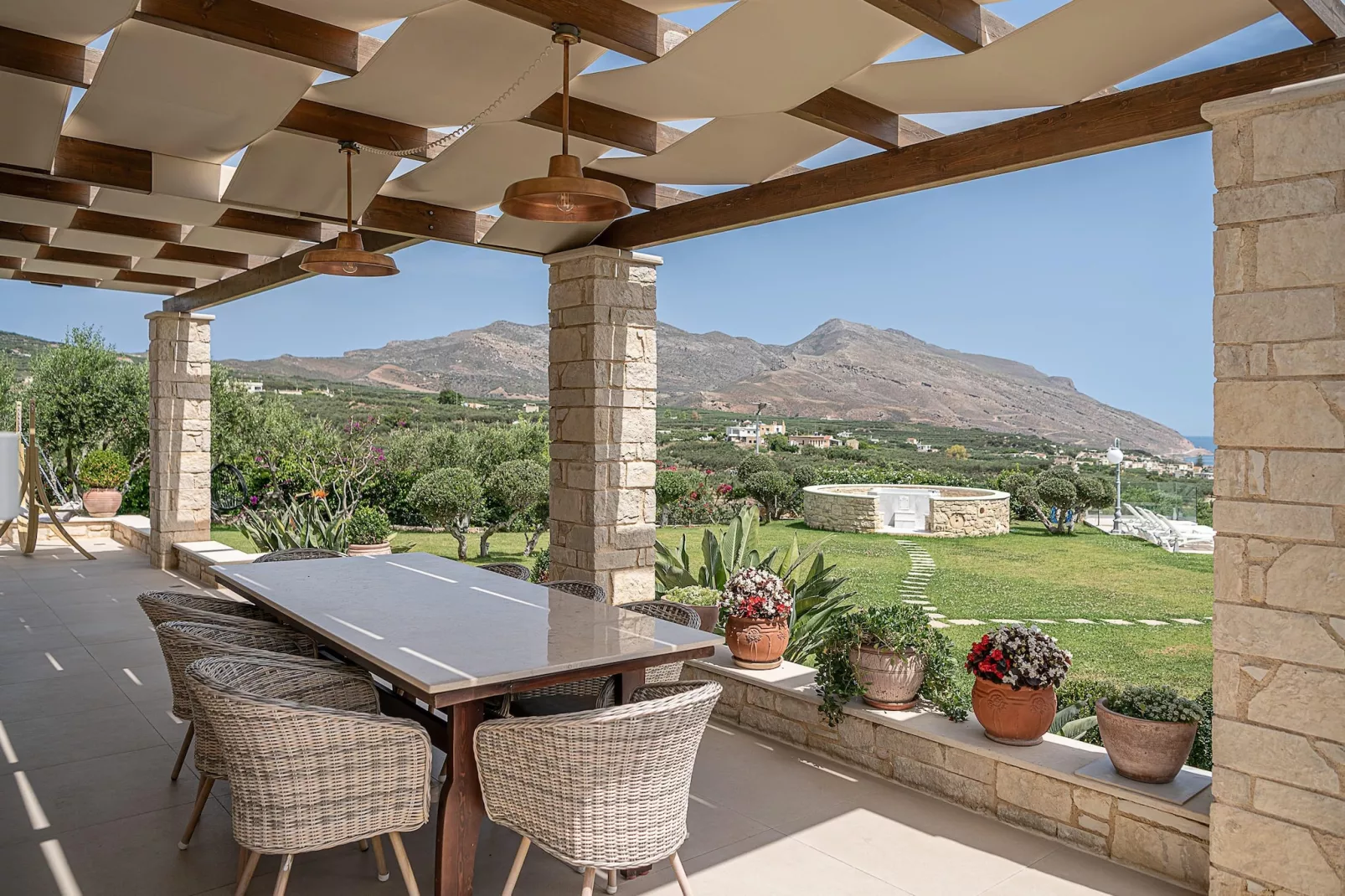 Villa Aloni 8prs-Eetkamer