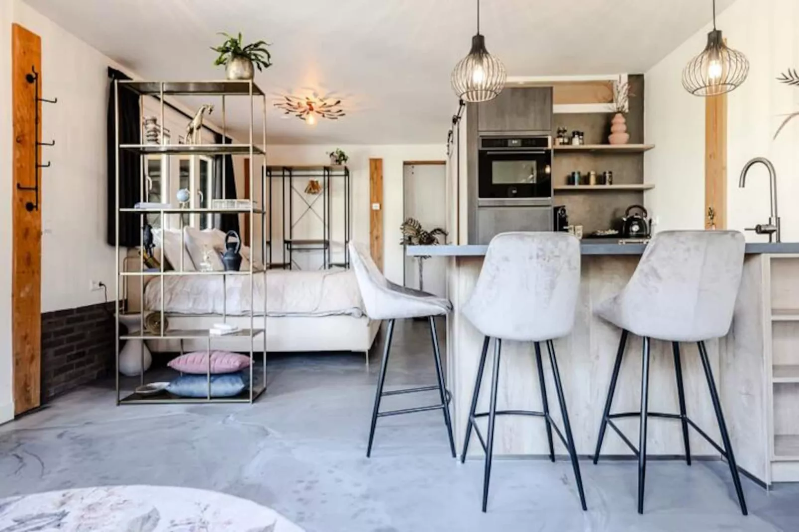 Bed And Beach-Niet-getagd