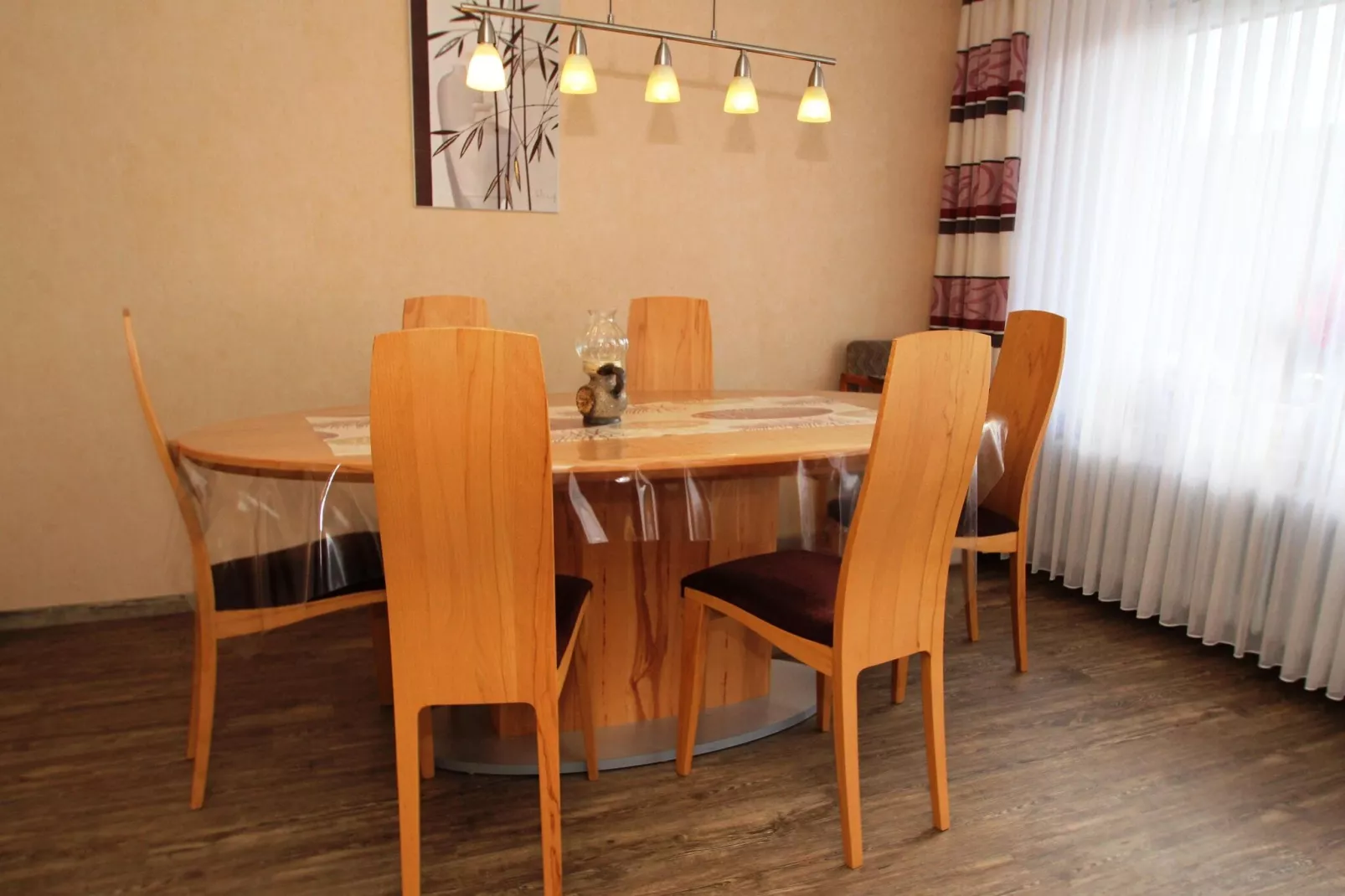 Reihenhaus Dornumersiel-Eetkamer