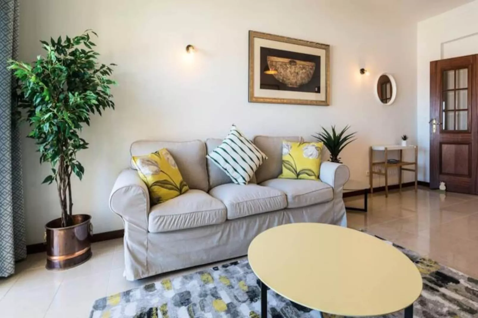 Sunny Seaside Escape-Niet-getagd