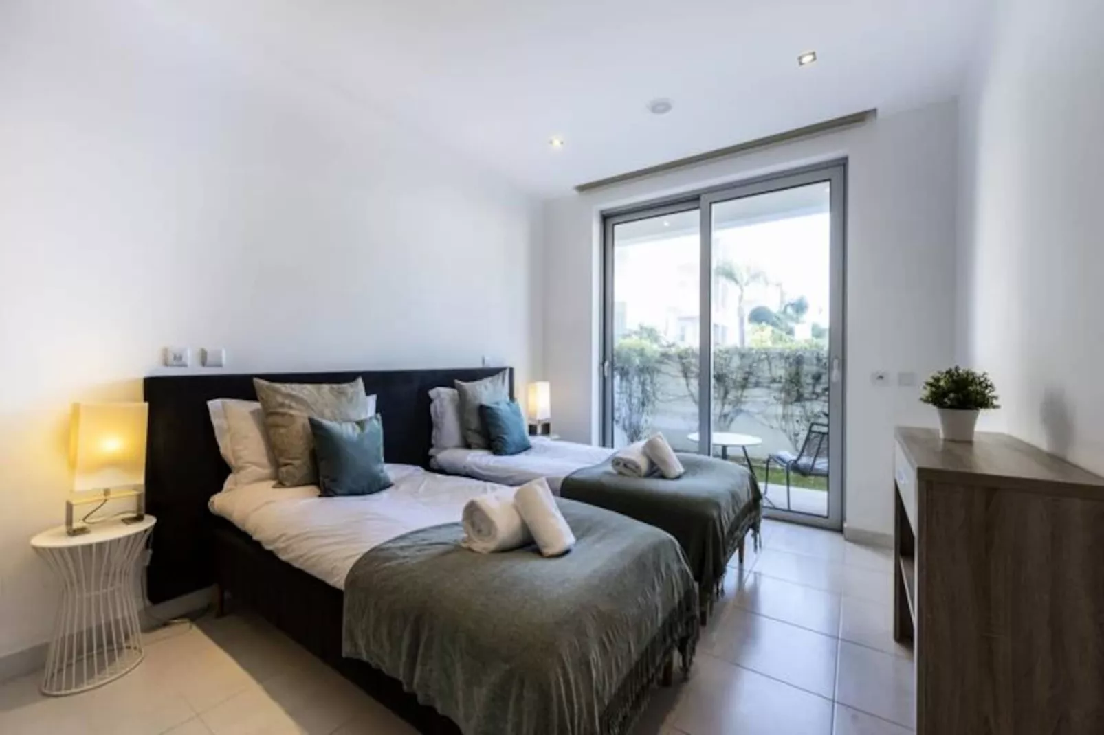 Zentuni Ocean Front-Niet-getagd