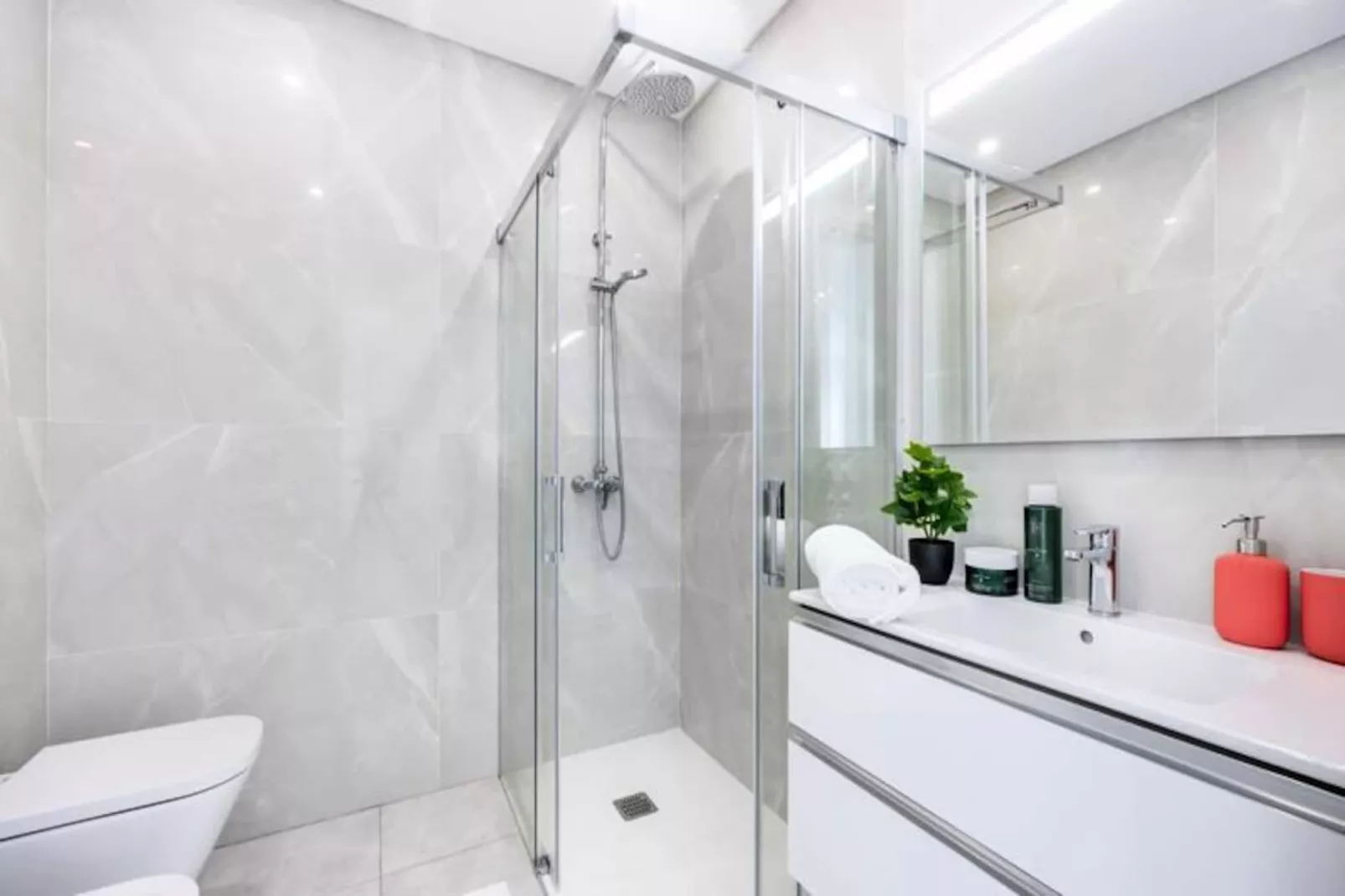 Monte Residence - The Sweet Escape-Niet-getagd