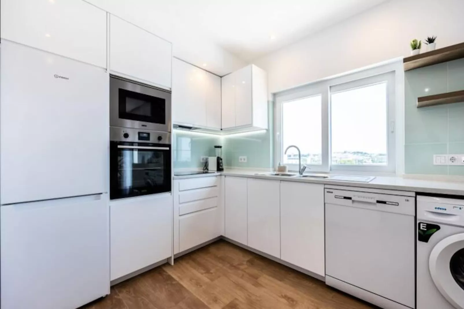 City Centre Ocean View Apartment-Niet-getagd