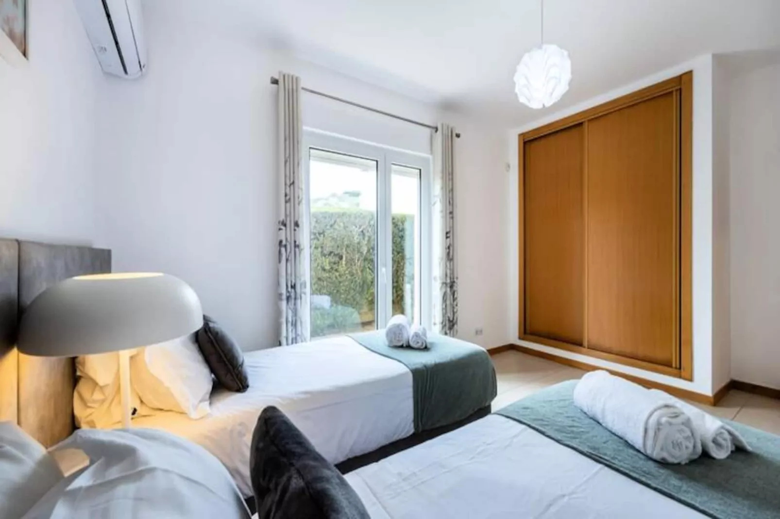 Supreme Lodge Burgau-Niet-getagd