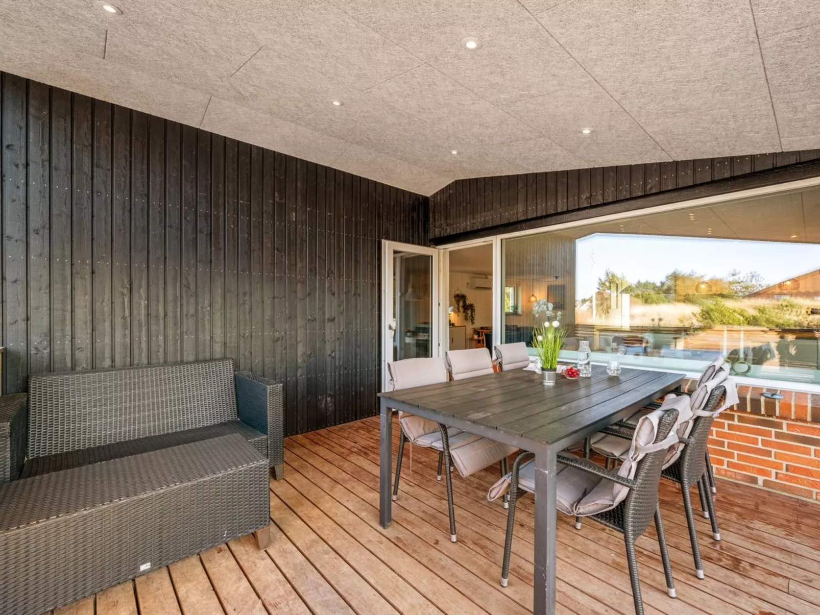 "Bela" -  from the sea-Buiten