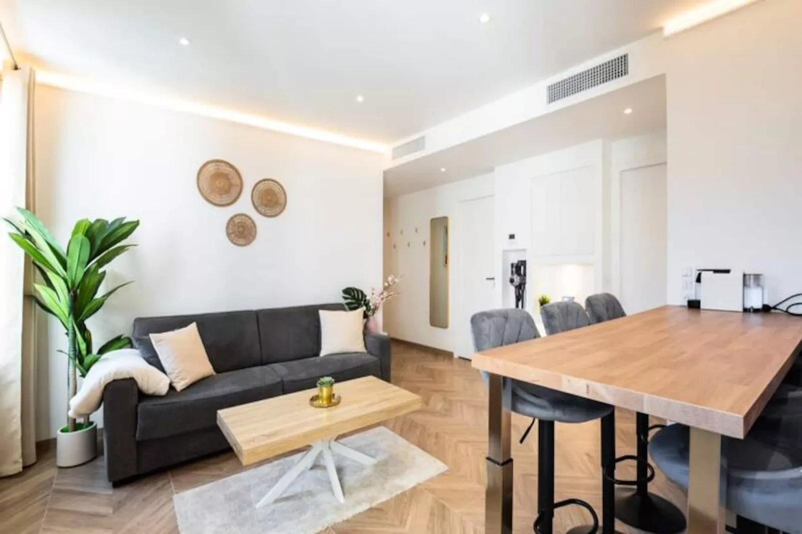 Appartement Design, Près Des Plages De Nice-Niet-getagd