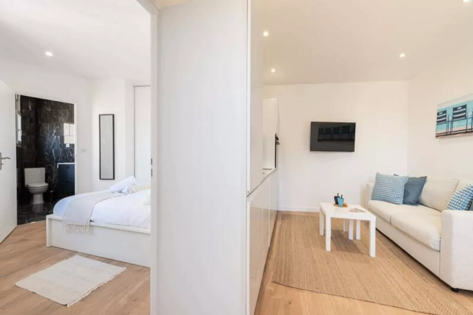 Résidence Cannes 2p Proche Centre-Niet-getagd