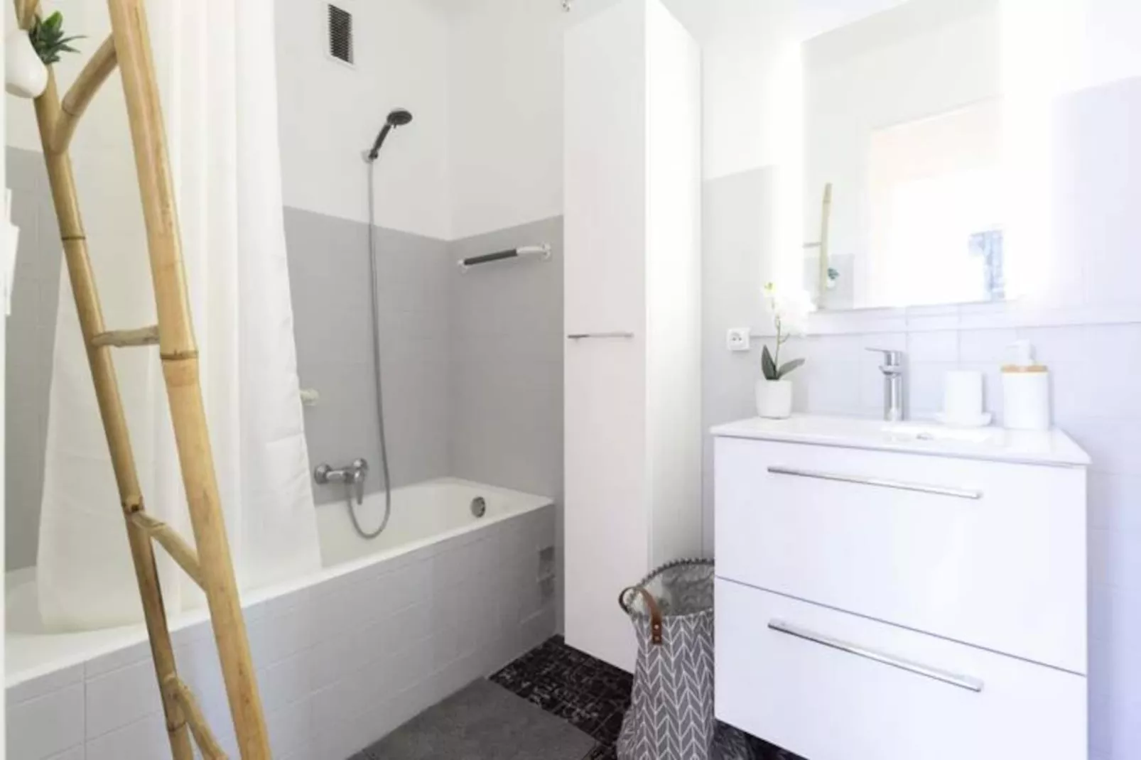 Résidence Centre D'antibes, Spacieux 3 Pi&egrave;ces Avec Terrasse Et Climatisation-Niet-getagd