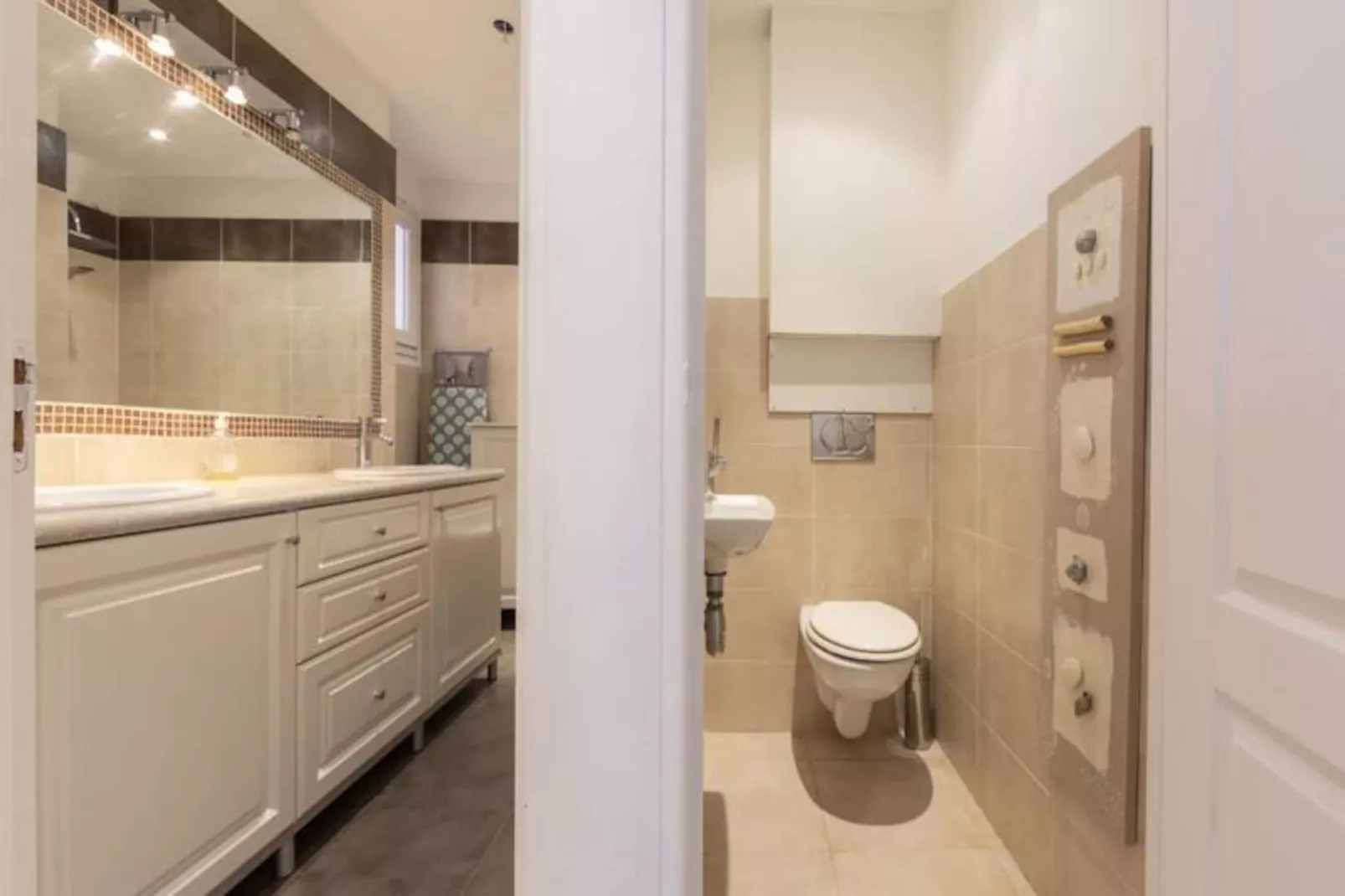 Résidence Robert Soleau Centre D'antibes, 3 Pièces Rénové Terrasse, Climatisation-Niet-getagd