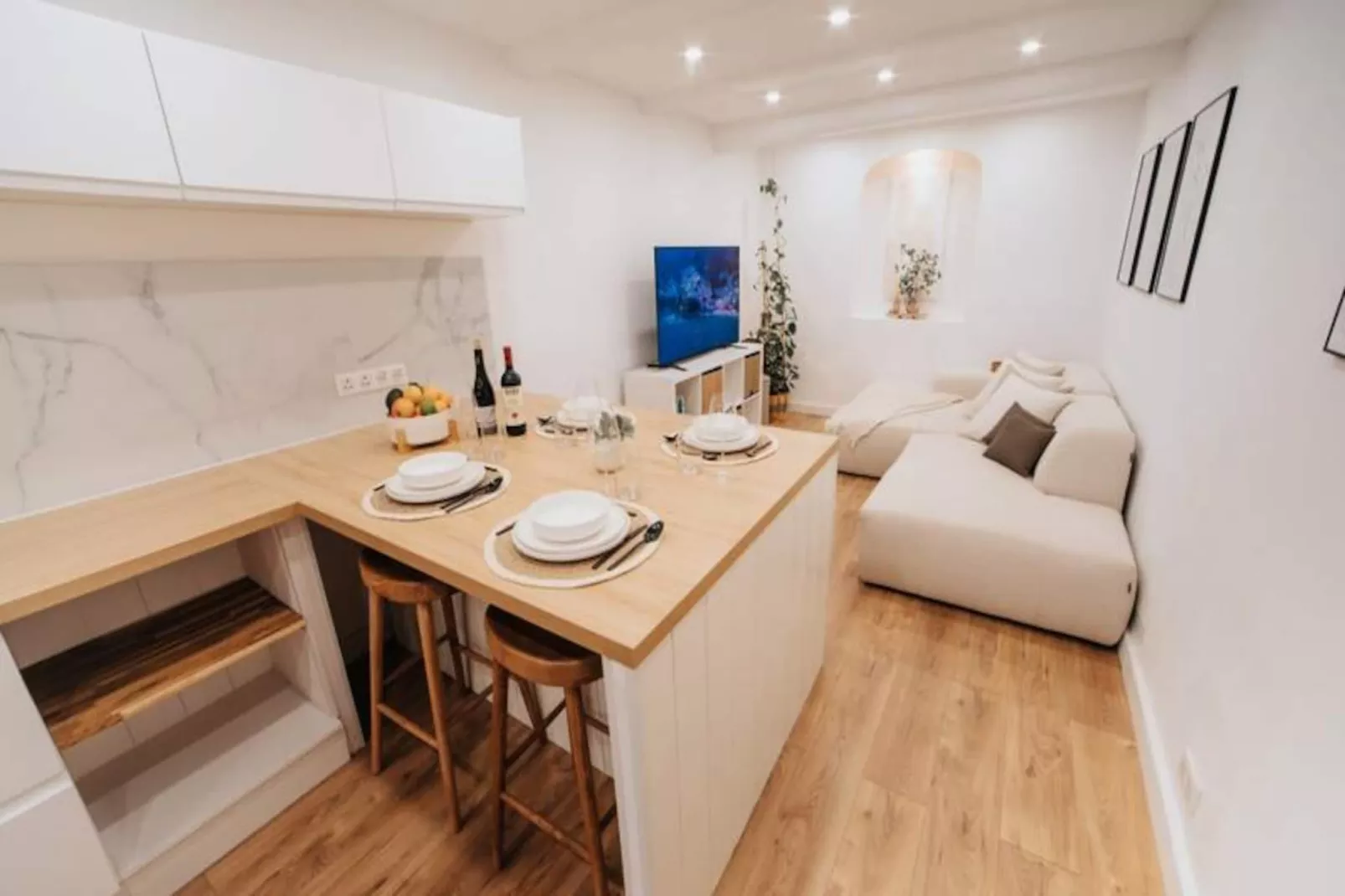 Résidence Charmante Maisonnette Entièrement Rénovée Dans La Vieille Ville D'antibes-Niet-getagd