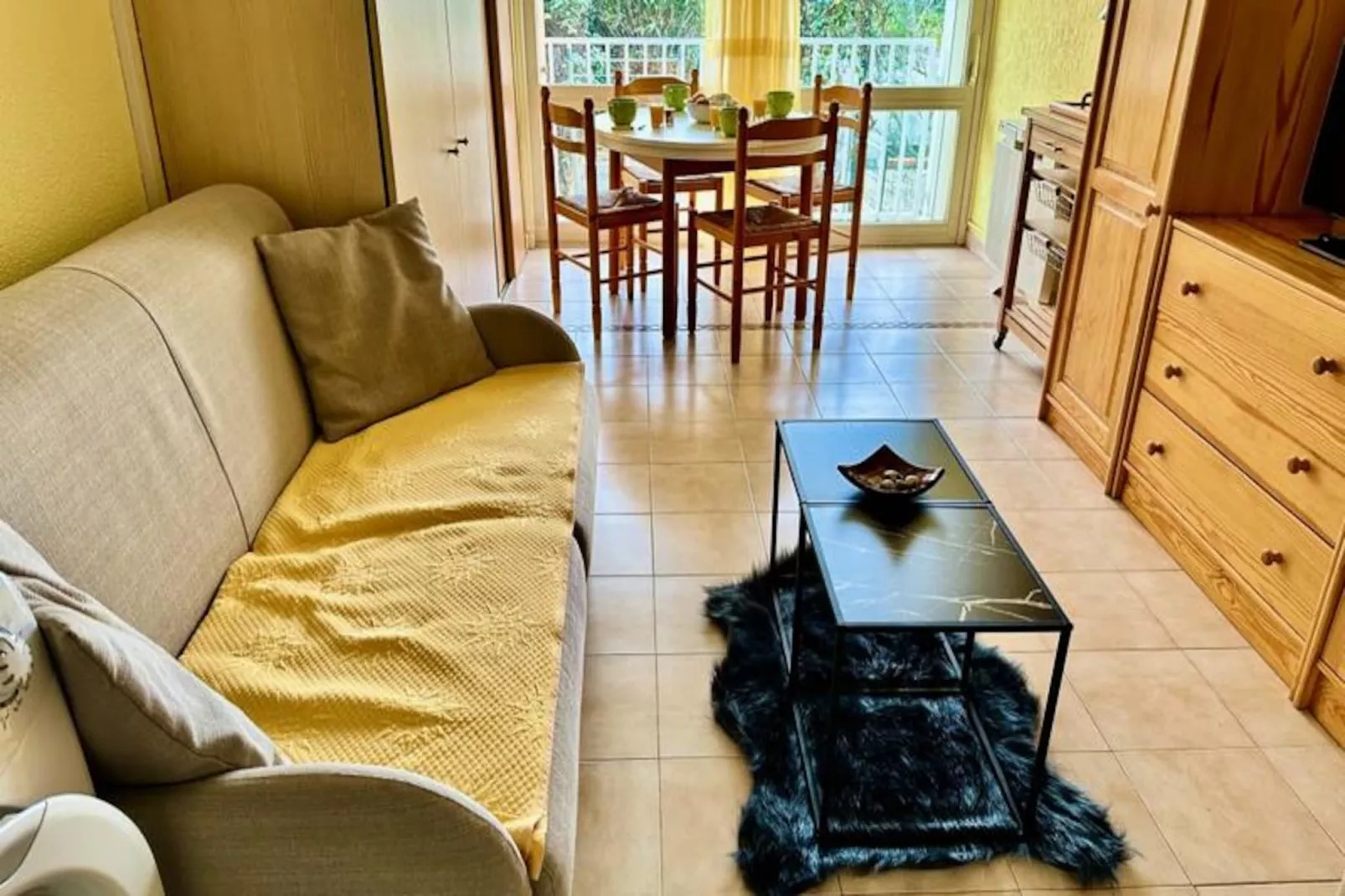 Résidence L'or&eacute;e De Camargue Studio Avec Cour-Niet-getagd