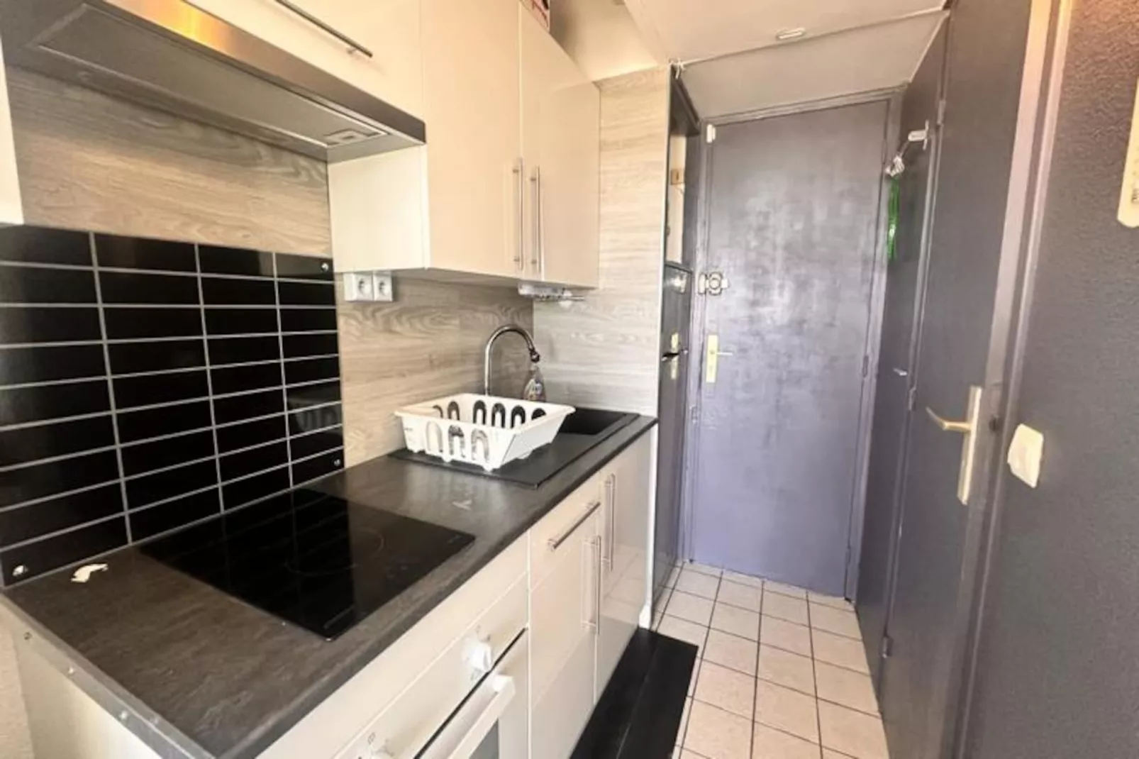 Résidence Les Coquillages -  Studio Dans R&eacute;sidence Avec Piscine Au Grau Du Roi-Niet-getagd