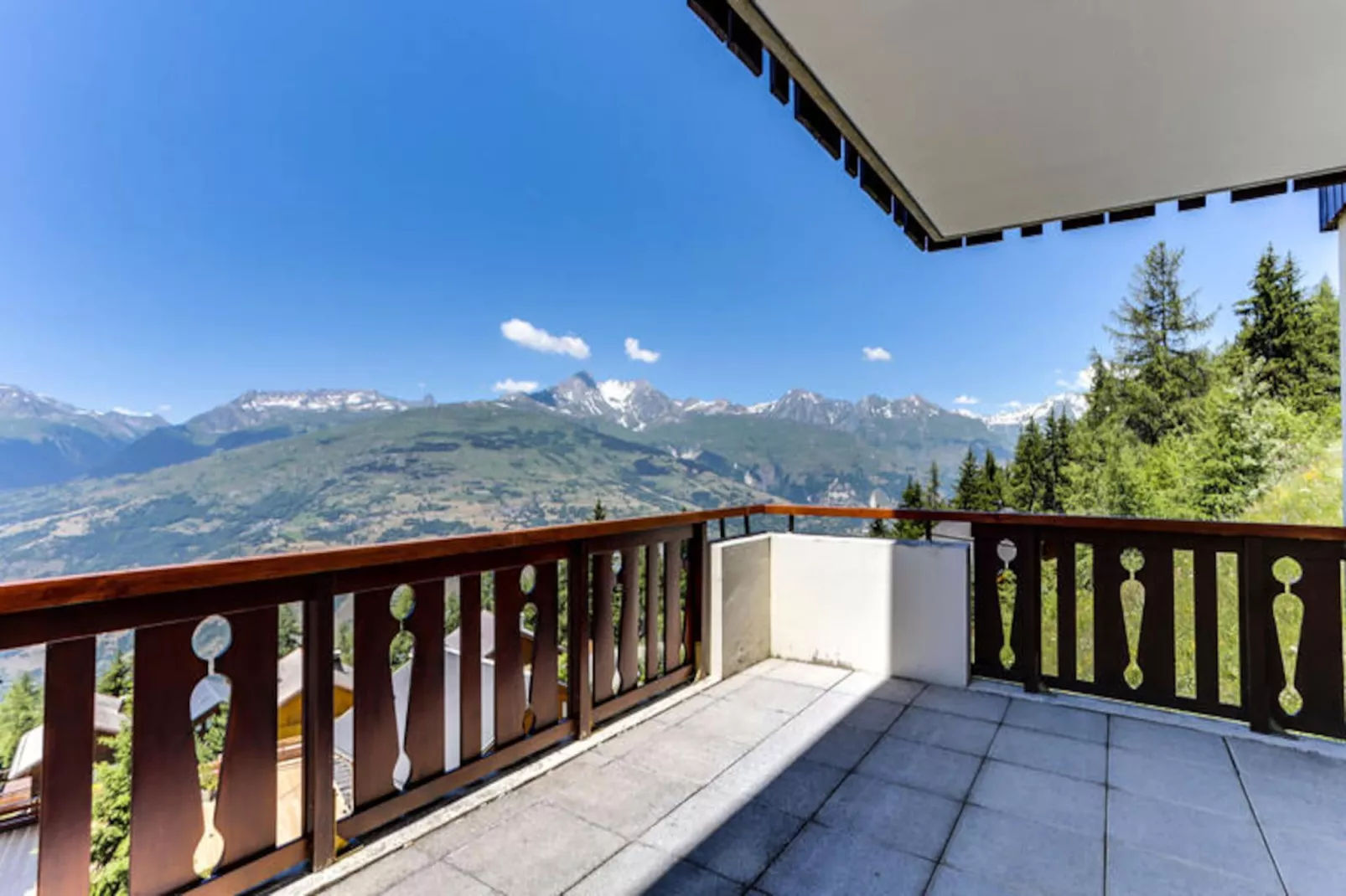 Résidence Presles-Niet-getagd