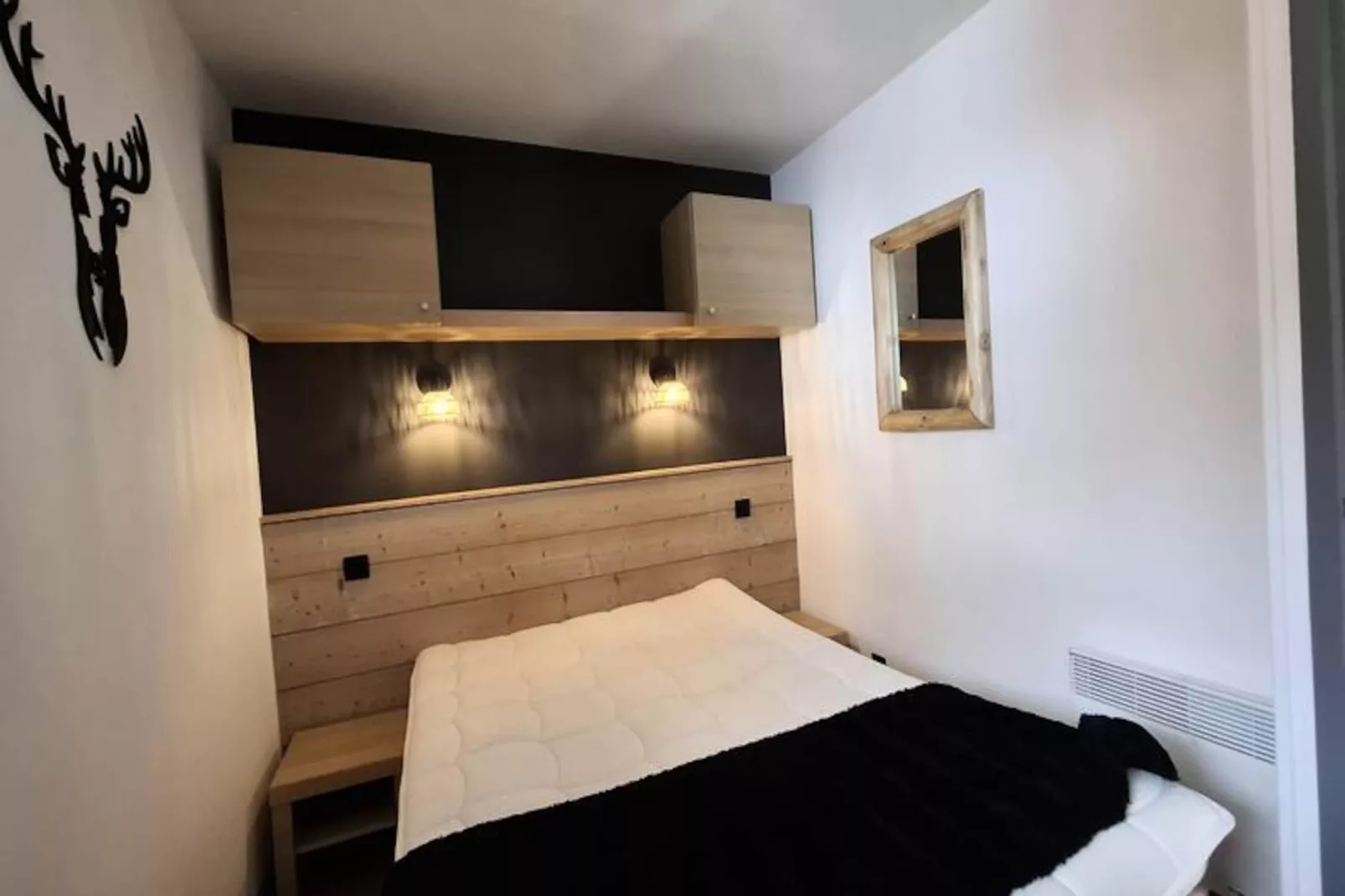 Résidence Ellebore-Niet-getagd