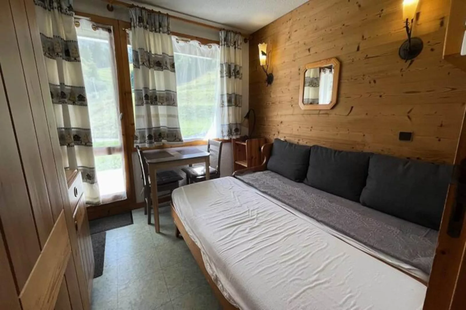 Résidence Riondet G-Niet-getagd