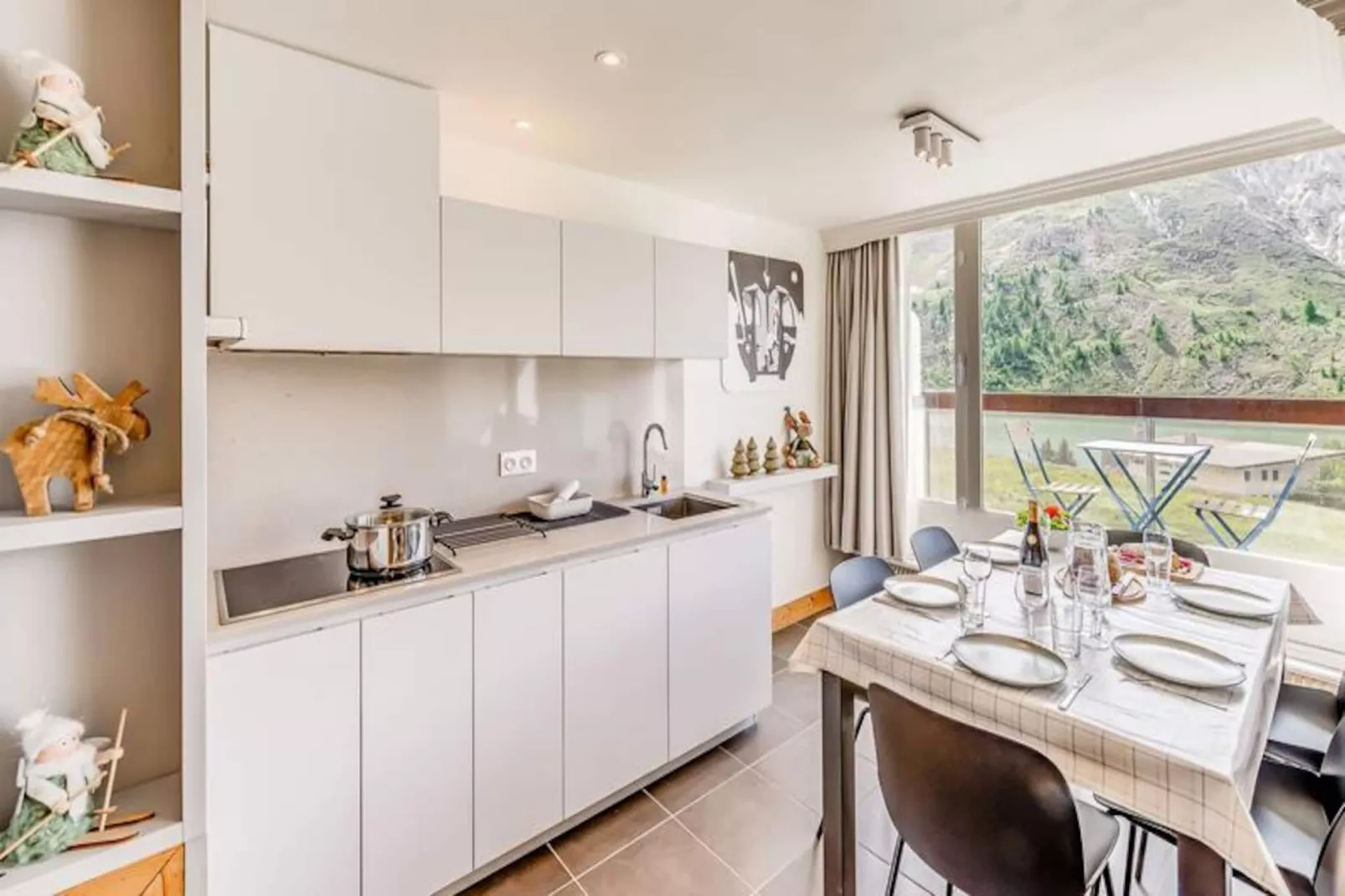 Résidence Combe Folle-Niet-getagd