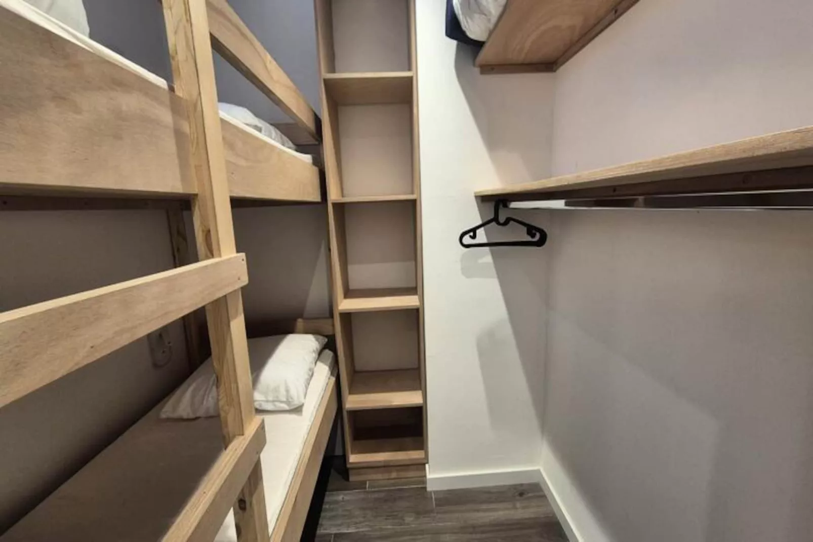 Résidence Bec Rouge-Niet-getagd