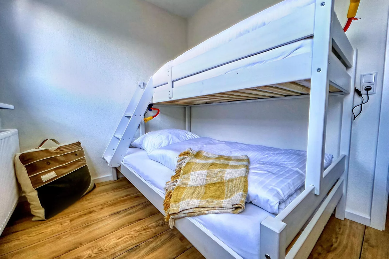 Ferienwohnung in Wyk Boldixum Whg 4 - 3 Erw 1 Kind-Slaapkamer