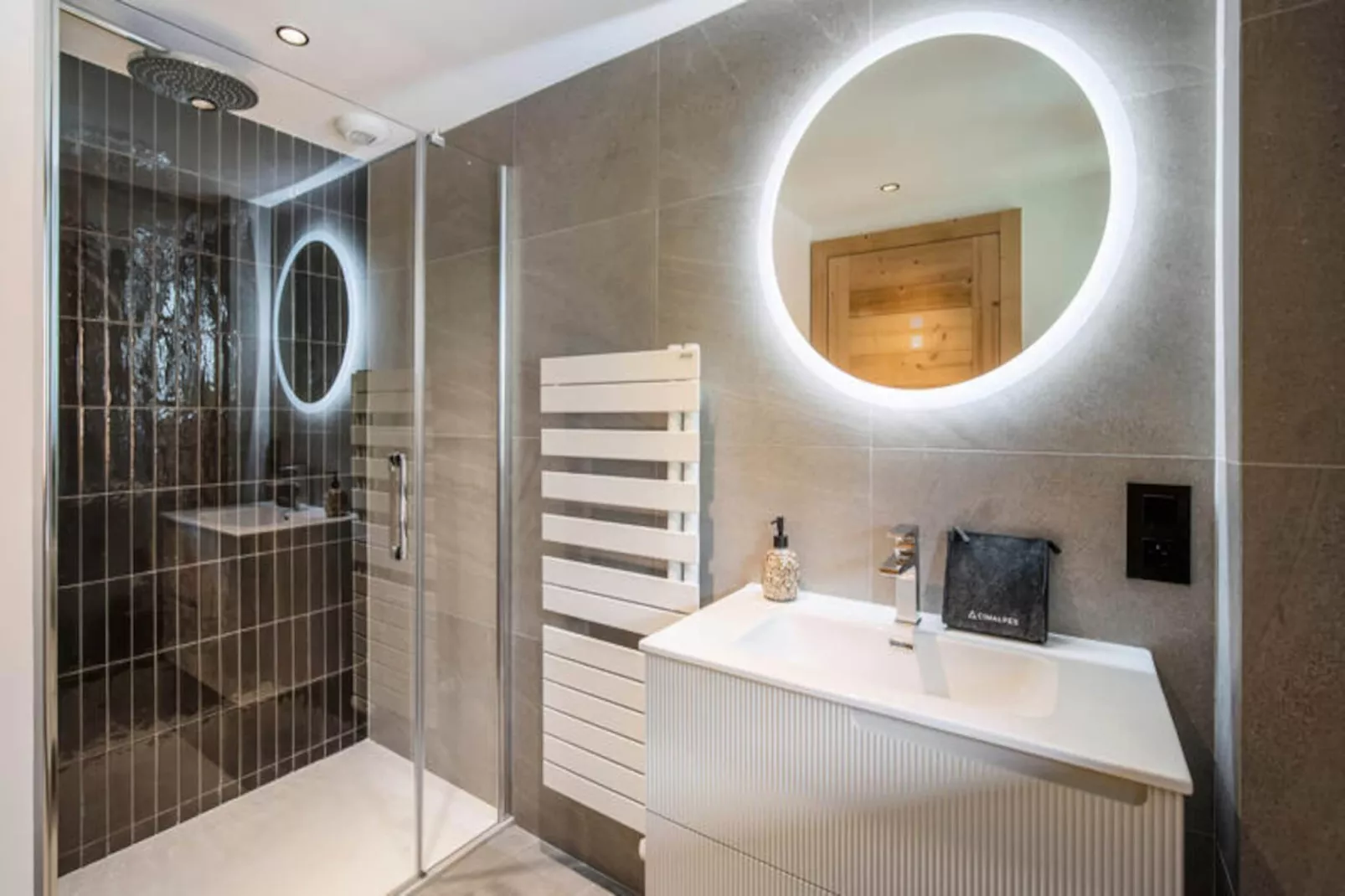 Résidence Naos-Niet-getagd