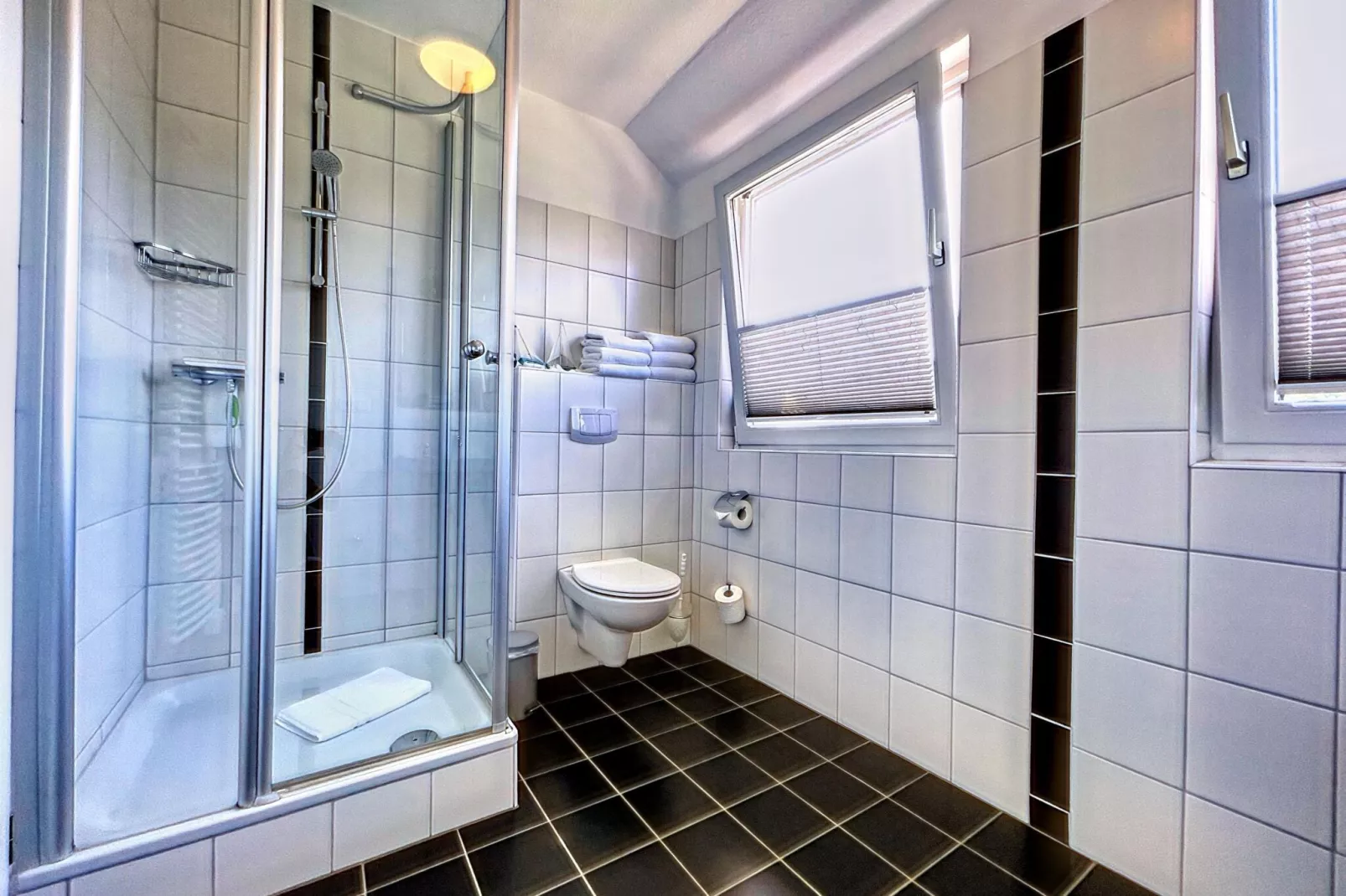 Ferienwohnung in Wyk Boldixum Whg 4 - 3 Erw 1 Kind-Badkamer