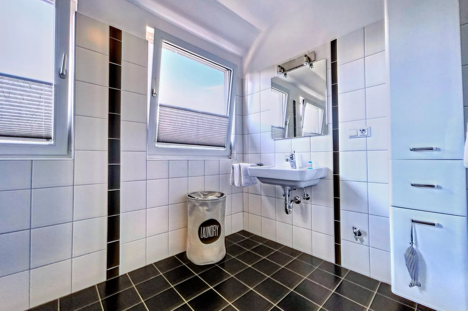 Ferienwohnung in Wyk Boldixum Whg 4 - 3 Erw 1 Kind-Badkamer
