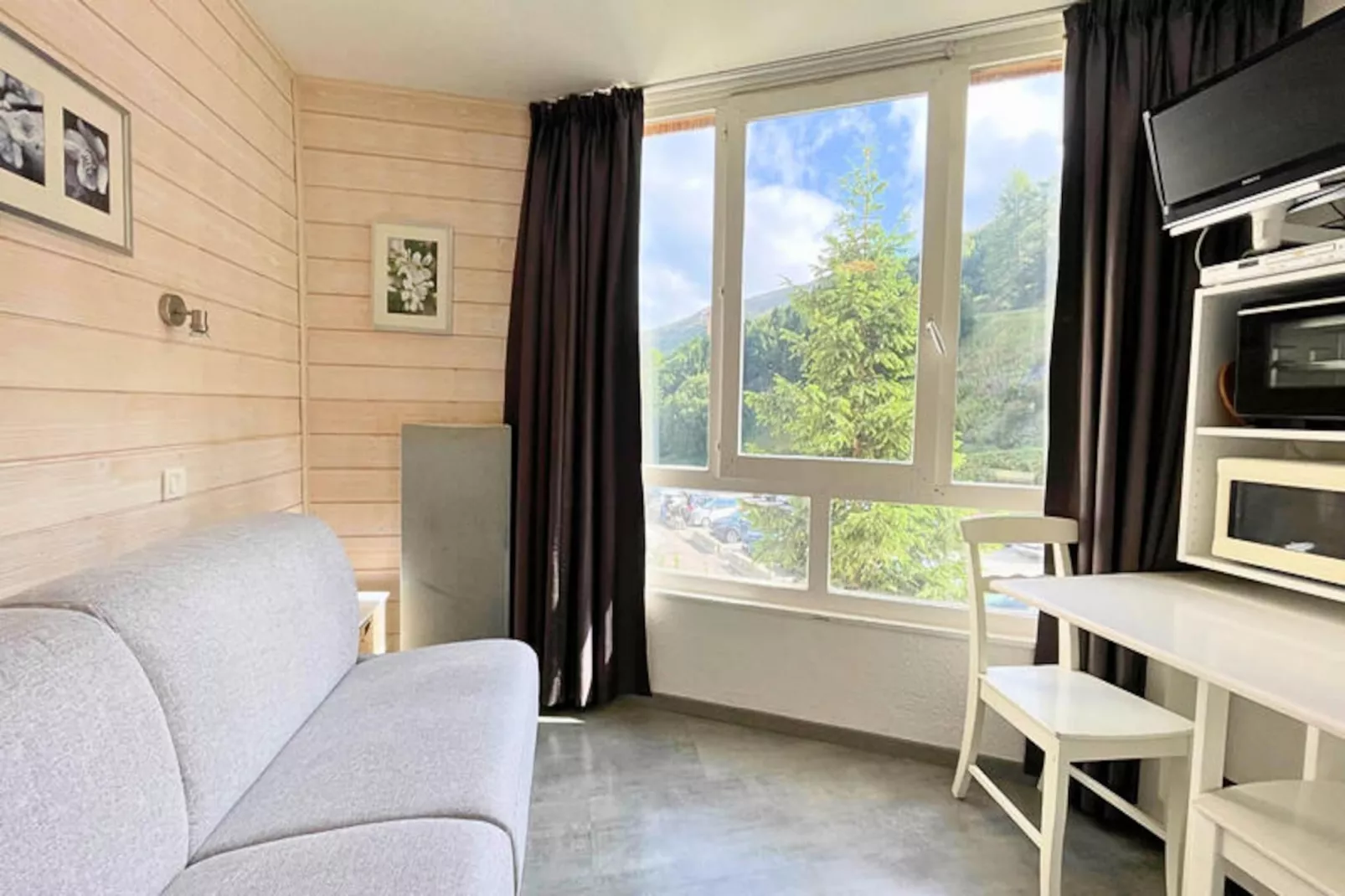 Résidence Caron-Niet-getagd