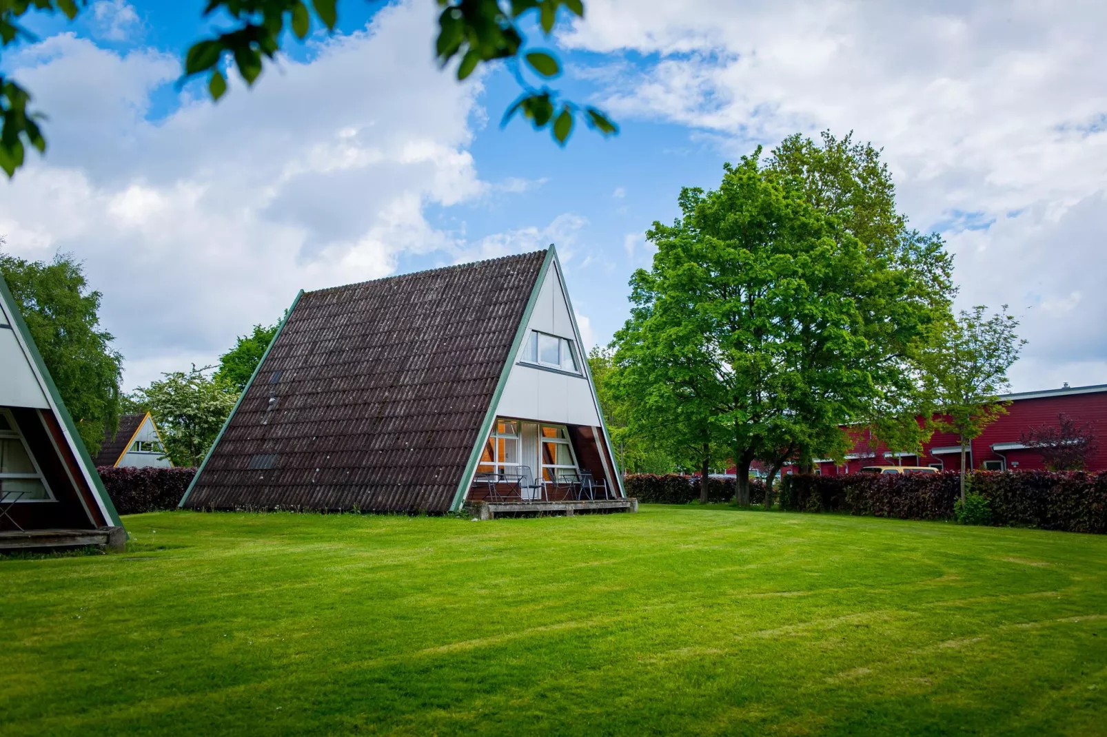 Nurdachhaus Sparpreis 65 qm-Buitenkant zomer