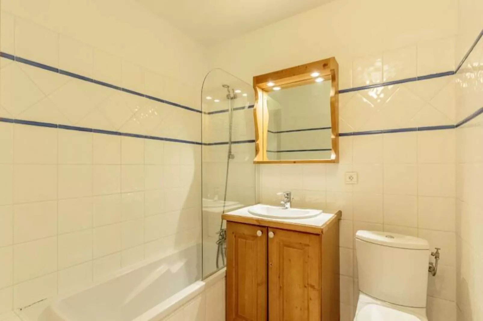 Résidence Saint Bernard G-Niet-getagd