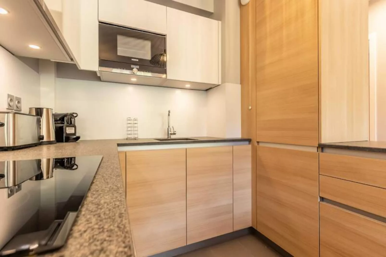 Résidence Les Monarques-Niet-getagd